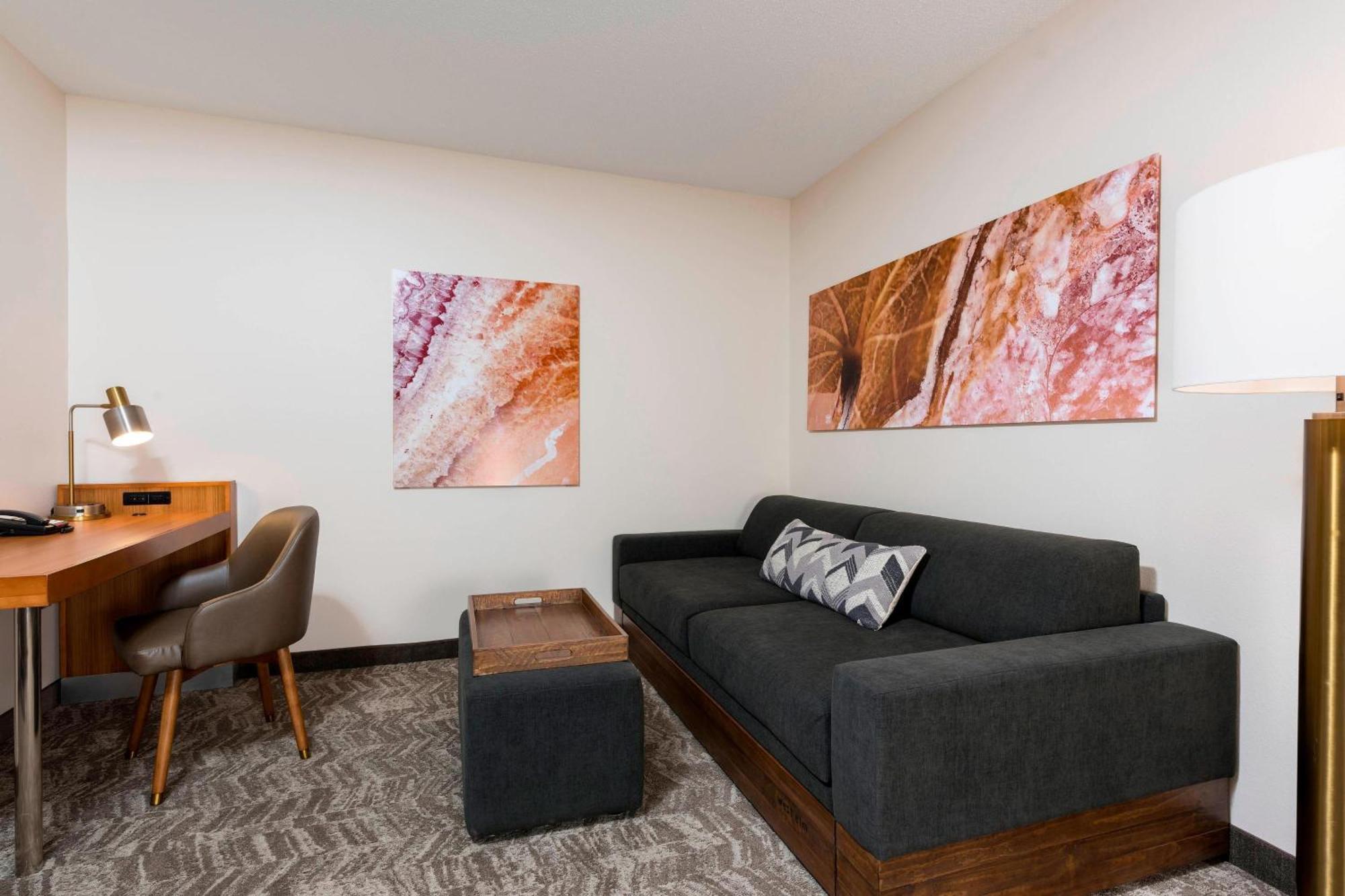 Springhill Suites Grand Rapids North Walker Eksteriør bilde
