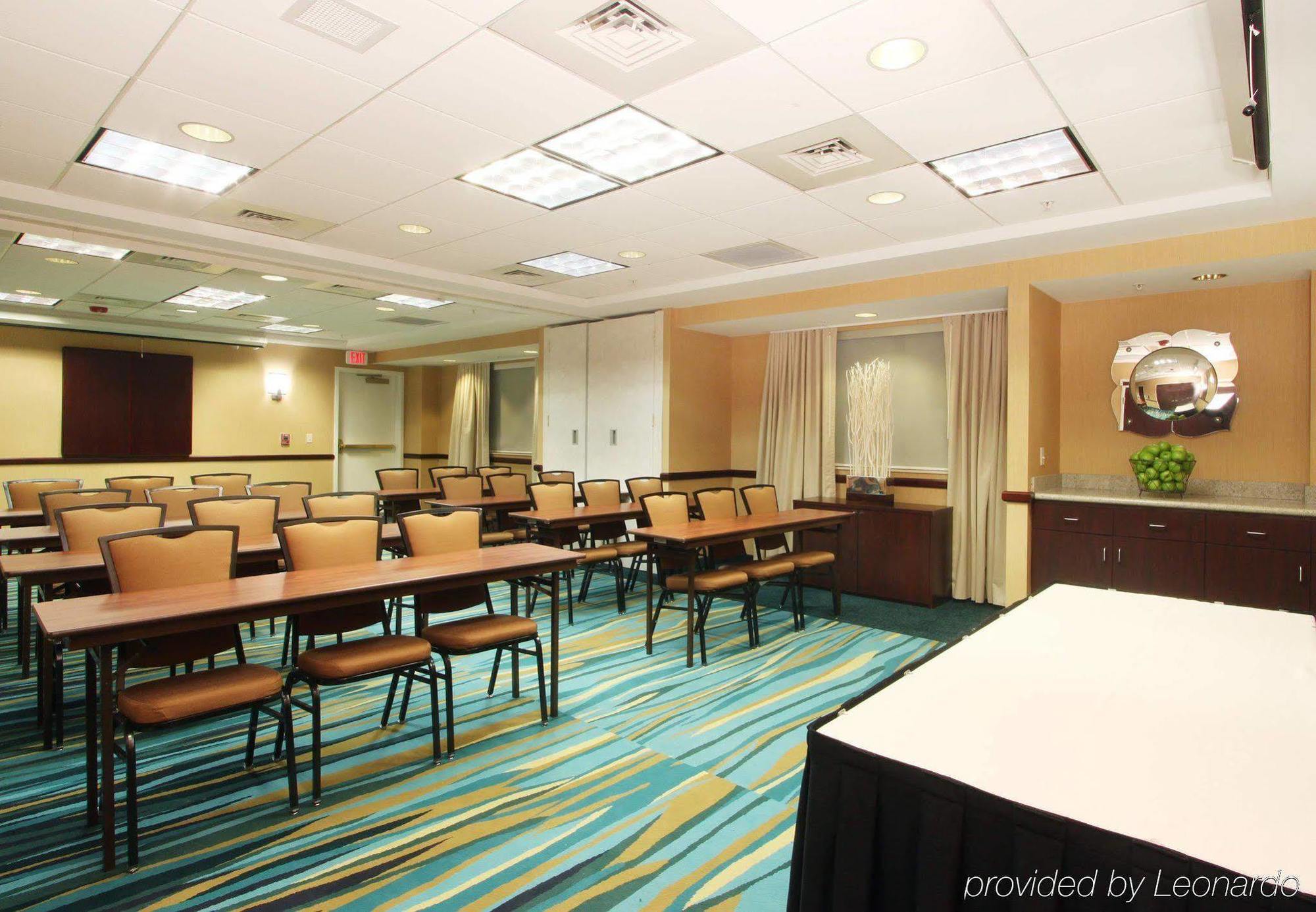 Springhill Suites Grand Rapids North Walker Eksteriør bilde