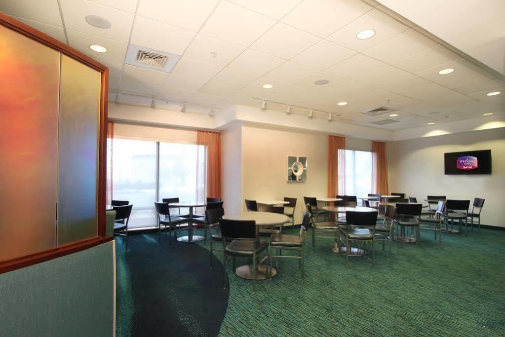 Springhill Suites Grand Rapids North Walker Eksteriør bilde