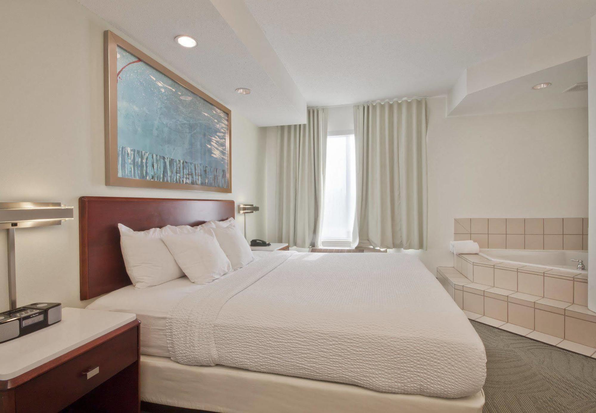 Springhill Suites Grand Rapids North Walker Eksteriør bilde