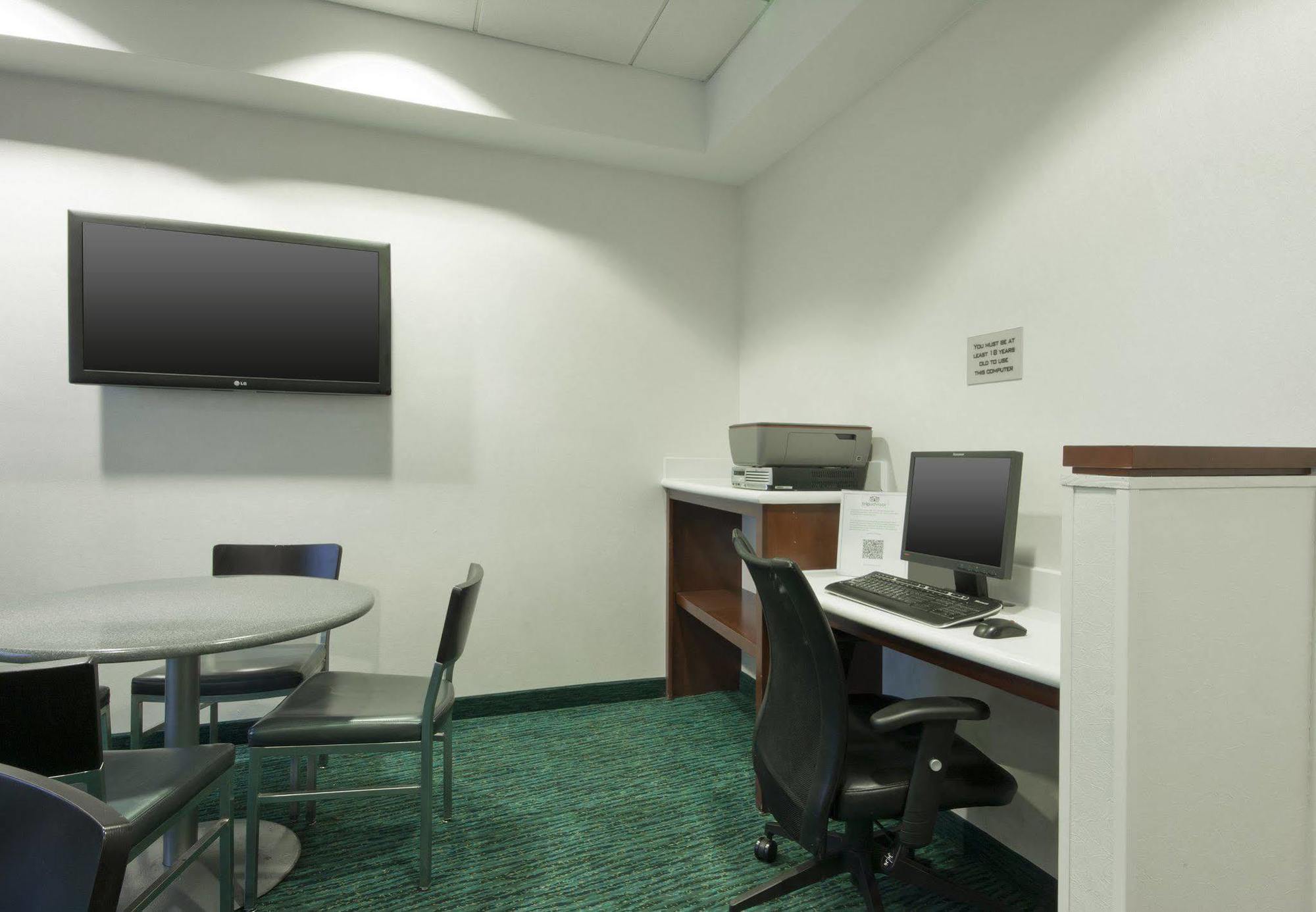 Springhill Suites Grand Rapids North Walker Eksteriør bilde